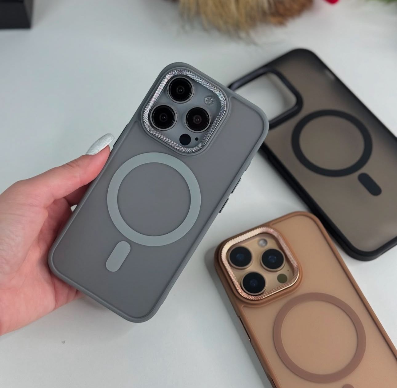 Matte Corrugated MagSafe Case